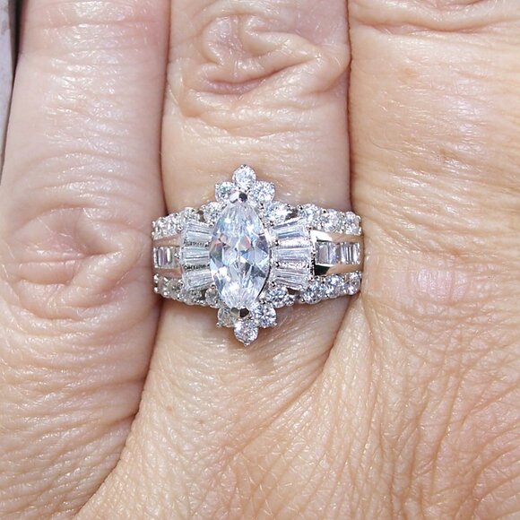 925 STERLING SILVER Marquise & Baguette Cubic Zirconia Ring - Picture 6 of 13